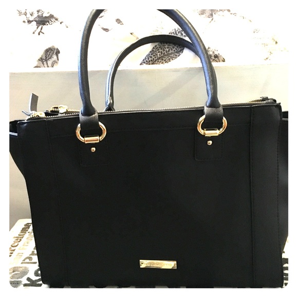 Liz Claiborne Handbags - LIZ CLAIBORNE HANDBAG